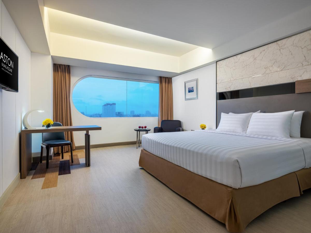 Aston Makassar Hotel & Convention Center Екстер'єр фото