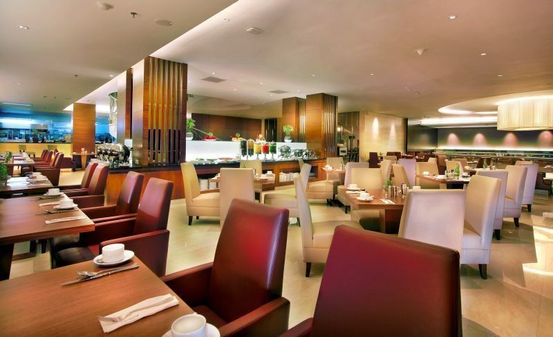 Aston Makassar Hotel & Convention Center Екстер'єр фото